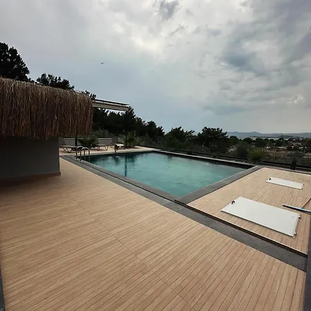 Terrace * גומולדור