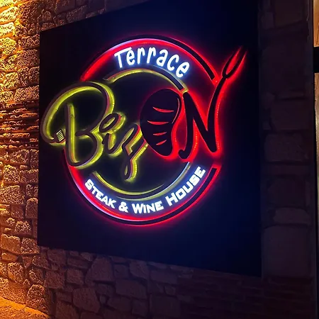 Terrace * גומולדור
